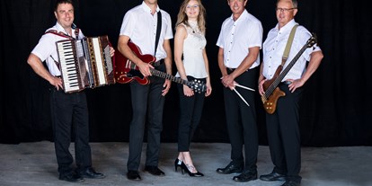 Hochzeitsmusik - Besetzung (mögl. Instrumente): Trompete - Hengersberg - Spotlights