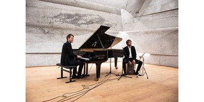 Hochzeitsmusik - Besetzung (mögl. Instrumente): Percussion - Bayern - Jazzduo Brothers in Jazz im Konzertsaal Blaibach. - Brothers in Jazz