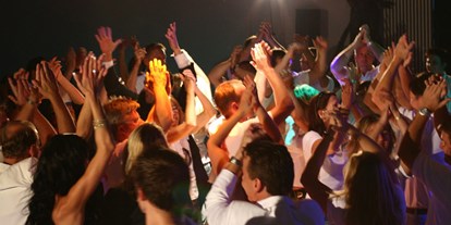 Hochzeitsmusik - Besetzung (mögl. Instrumente): Gitarre - Amstetten (Amstetten) - Nightfever Tanz- Party- und Unterhaltungsband