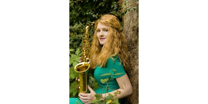 Hochzeitsmusik - geeignet für: Festumzug - Niederösterreich - Saxophonistin, Silke Gert - Saxophonistin Silke Gert