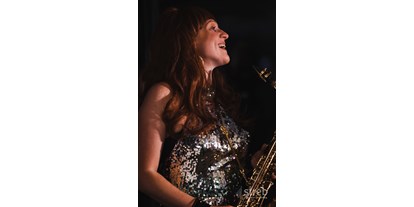 Hochzeitsmusik - Musikrichtungen: Jazz - Österreich - Saxophonistin, Silke Gert - Saxophonistin Silke Gert