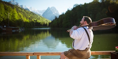 Hochzeitsmusik - Besetzung (mögl. Instrumente): Bass - Rietz - Am Rießersee in Garmisch - Koitaboch-Musi (Cold Creek Music)