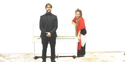 Hochzeitsmusik - Besetzung (mögl. Instrumente): Klavier - Adelzhausen - Duo Pironjo 