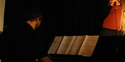 Hochzeitsmusik - Besetzung (mögl. Instrumente): weibliche Hauptstimme - Nandlstadt - Duo Pironjo 