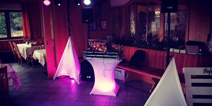 Hochzeitsmusik - Kosten für Abendhochzeit (ca. 5 Stunden): bis 500 Euro - Murnau am Staffelsee - Hochzeit DJ - DJ Hernandez 