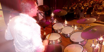Hochzeitsmusik - Besetzung (mögl. Instrumente): Schlagzeug - St. Lorenzen am Steinfelde - MIKESCREW ★ Partyband