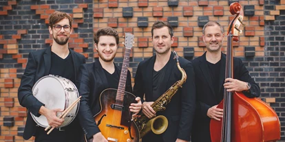 Hochzeitsmusik - Besetzung (mögl. Instrumente): Saxophon - Außerkasten - Jazz-Band Wien - Jazzband Wien