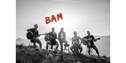 Hochzeitsmusik - Musikrichtungen: 80er - Fischtaging - BAM-Foto mit Logo - BAM - Berchtesgaden Acoustic Music
