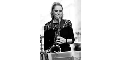 Hochzeitsmusik - Band-Typ: Quartett - Neusiedl am See - Saxophonistin, Silke Gert - Saxophonistin Silke Gert