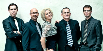 Hochzeitsmusik - Musikrichtungen: Neue Deutsche Welle - Leopoldsberg - Curly in a crew