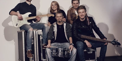 Hochzeitsmusik - Band-Typ: Cover-Band - Sankt Oswald-Riedlhütte - RotzFrech Partyband