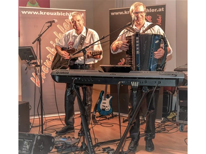 Hochzeitsmusik - Musikrichtungen: 70er - Innsbruck - DIE KREUZBICHLER - Die Allroundband für Ihre Veranstaltung - Stimmungsgarantie