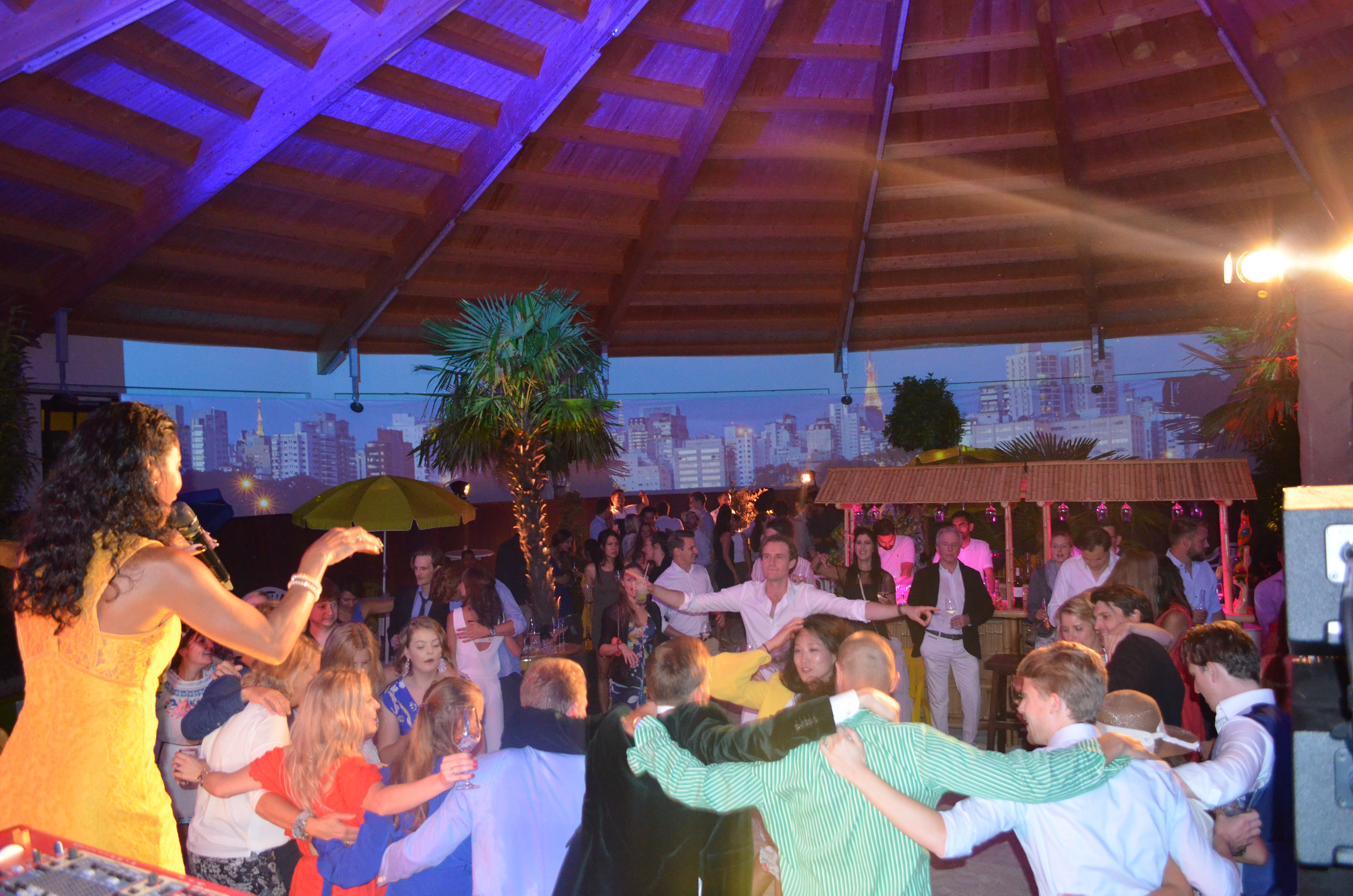 Hochzeitsmusik - geeignet für: Showeinlage - Deutschland - Animation Gäste  - Brazuca Samba Band