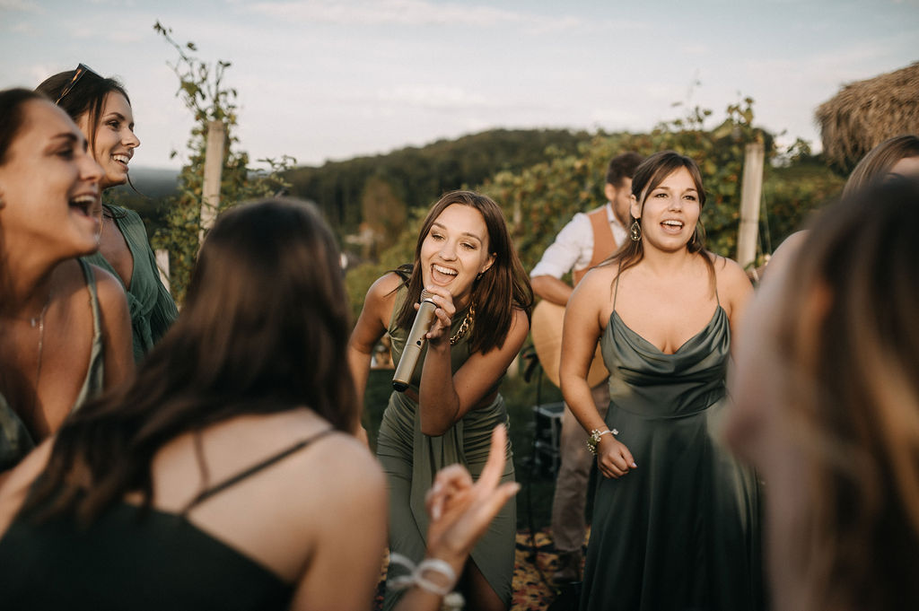 Hochzeitsband: Monito