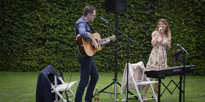 Hochzeitsmusik - Einstudieren von Wunschsongs - Hausruck - Akustik-Duo Coverage bei der standesamtlichen Trauung am Oberbauergut - Coverage
