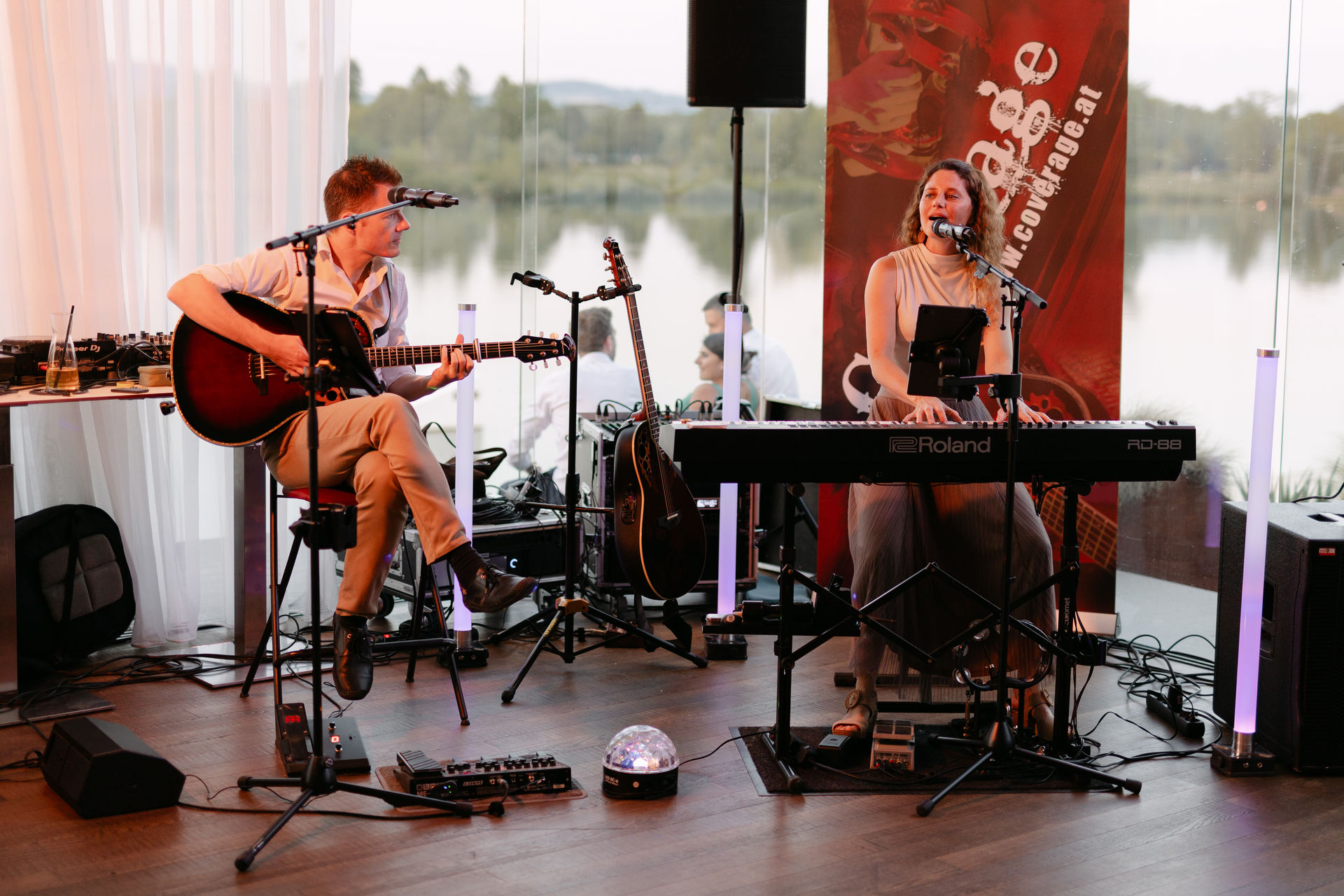 Hochzeitsband: Akustik Duo Coverage DasSee - Coverage - Hochzeits- und Eventband