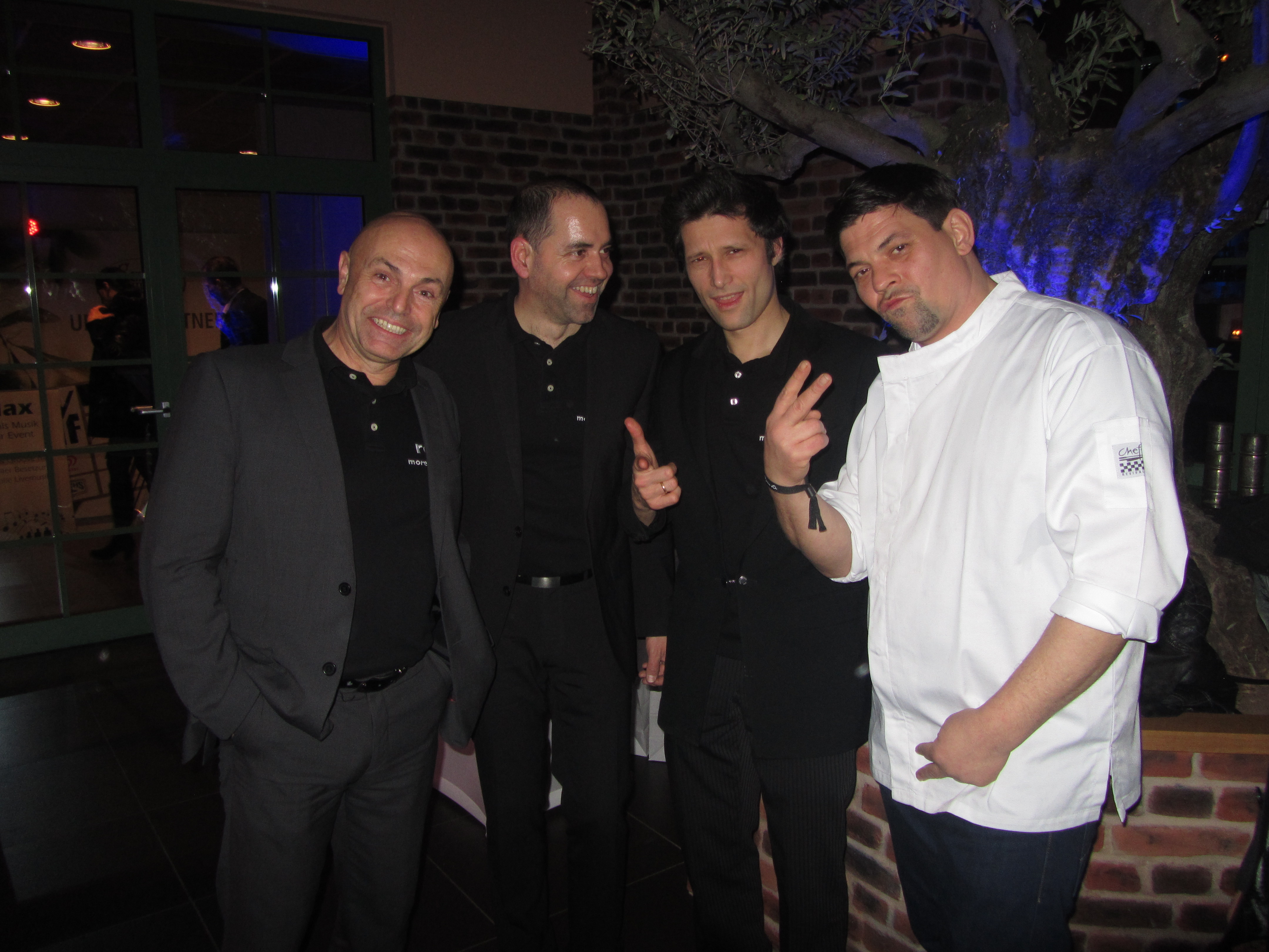 Hochzeitsmusik - geeignet für: Tanzmusik - Schwarzwald - relaxMUSIC meets Tim Mälzer - relaxMUSIC - flexible Bandbesetzungen mit DJ-Service