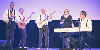 Hochzeitsmusik - Musikrichtungen: Hits von Heute - Karlsruhe - relaxMUSIC Quintett - relaxMUSIC - flexible Bandbesetzungen mit DJ-Service