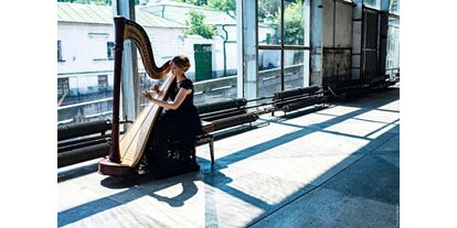 Hochzeitsmusik - Einstudieren von Wunschsongs - Süd & West Steiermark - Harpist For Your Event in Graz
