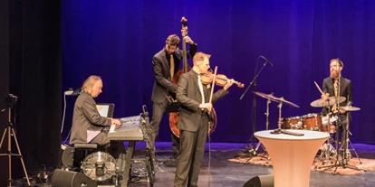 Hochzeitsmusik - Musikrichtungen: Hits von Heute - Karlsruhe - Die Jazzband - Geigenhimmel