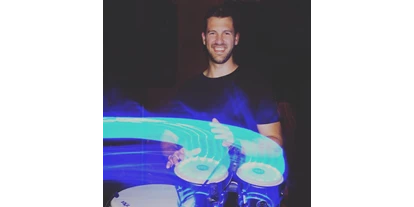Hochzeitsmusik - geeignet für: Partymusik - Nordrhein-Westfalen - Live Percussions - DJ Monobeats - Hochzeits DJ mit live Percussion