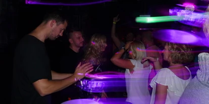 Hochzeitsmusik - geeignet für: Partymusik - Nordrhein-Westfalen - Live Percussions - DJ Monobeats - Hochzeits DJ mit live Percussion