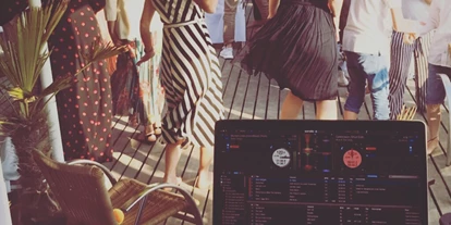 Hochzeitsmusik - geeignet für: Partymusik - Nordrhein-Westfalen - DJ - DJ Monobeats - Hochzeits DJ mit live Percussion