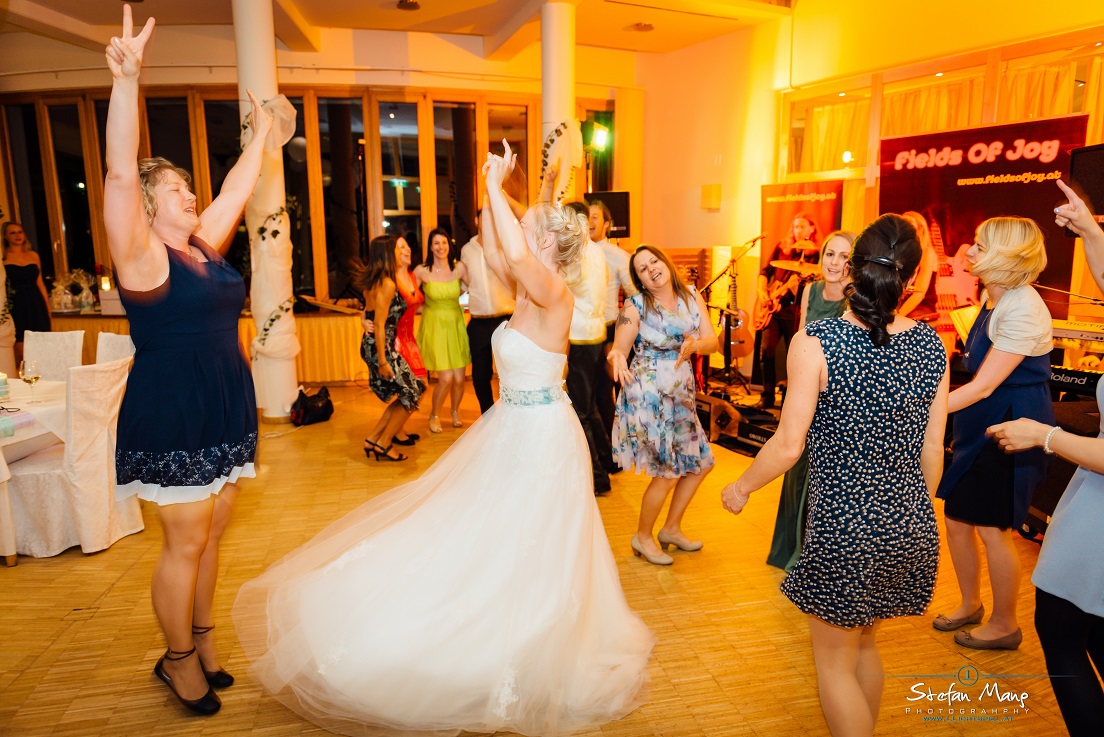 Hochzeitsband: Fields Of Joy