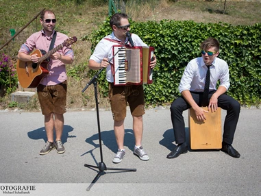 Hochzeitsband: Heiratsmann + Musik und Spiele für Hausabholung - Klaus Musik