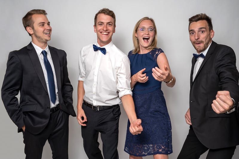 Hochzeitsmusik - Musikrichtungen: Country - Österreich - Feieralarm Fotobox buchen - Feieralarm