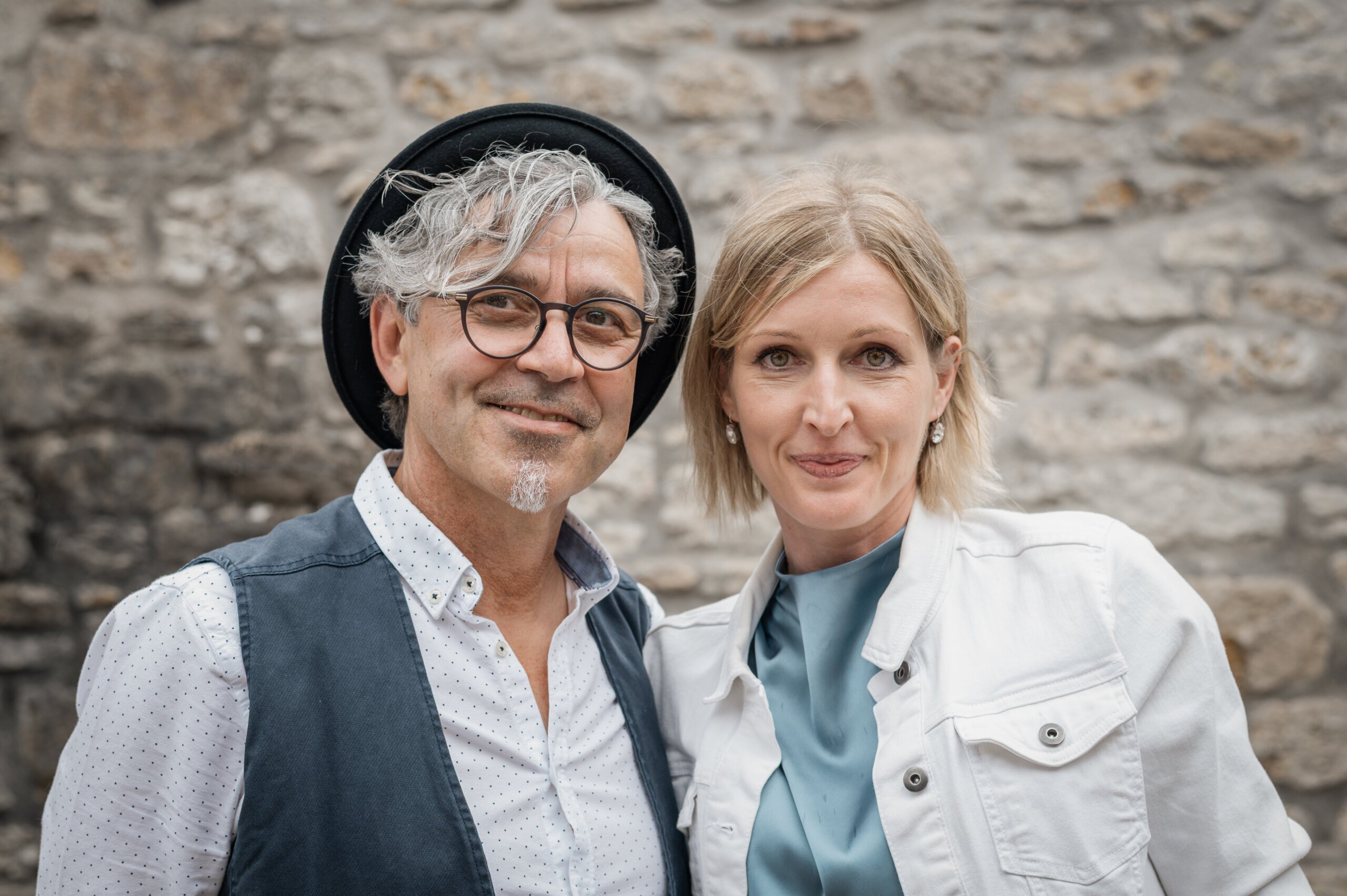 Hochzeitsmusik - Besetzung (mögl. Instrumente): Bass - Hessen Nord - Arno & Judith
C. Flat in DUET - C. Flat in DUET