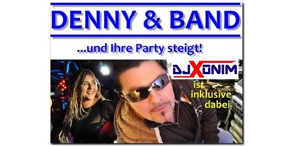 Hochzeitsmusik - Musikrichtungen: Hits von Heute - Logo VON Denny & Band, Partyduo DENNY & BAND aus Saarlouis (Saarland) für Hochzeit (auch italienische, französische), Gesang im Standesamt, Gesamg in der Kirche, Trauung, Hochzeit Saarland, DJ XONIM, Partyband, Kirmes, Stadtfest, Geburtstag, Firmenfeier, Betriebsfest, Polterabend, Dorffest, heiraten, Gala, Jubiläuml;um, Eröffnung, Tag der offenen Tür, Vernissage, Messe, Verein, Show, Fasching, Kappensitzung, Halloween, Weihnachtsfeier, Silvester, Pianist, Pianomusik zum Empfang, Heirat, Ü30, and und + Band, Top40, Partymusik, Tanzmusik, Livemusik,  Duo, Trio, Conny, Denny, Chiara, Minoski, Hochzeitsmusik, Saarland, Saarbrücken, Saarlouis, Vöklingen, Pfalz, Hessen, Baden-Würtemberg, Bayern, NRW, Groussherzogtum Lëtzebuerg, Grand-Duché de Luxembourg - DENNY & BAND, PartyDuo/Trio mit DJ
