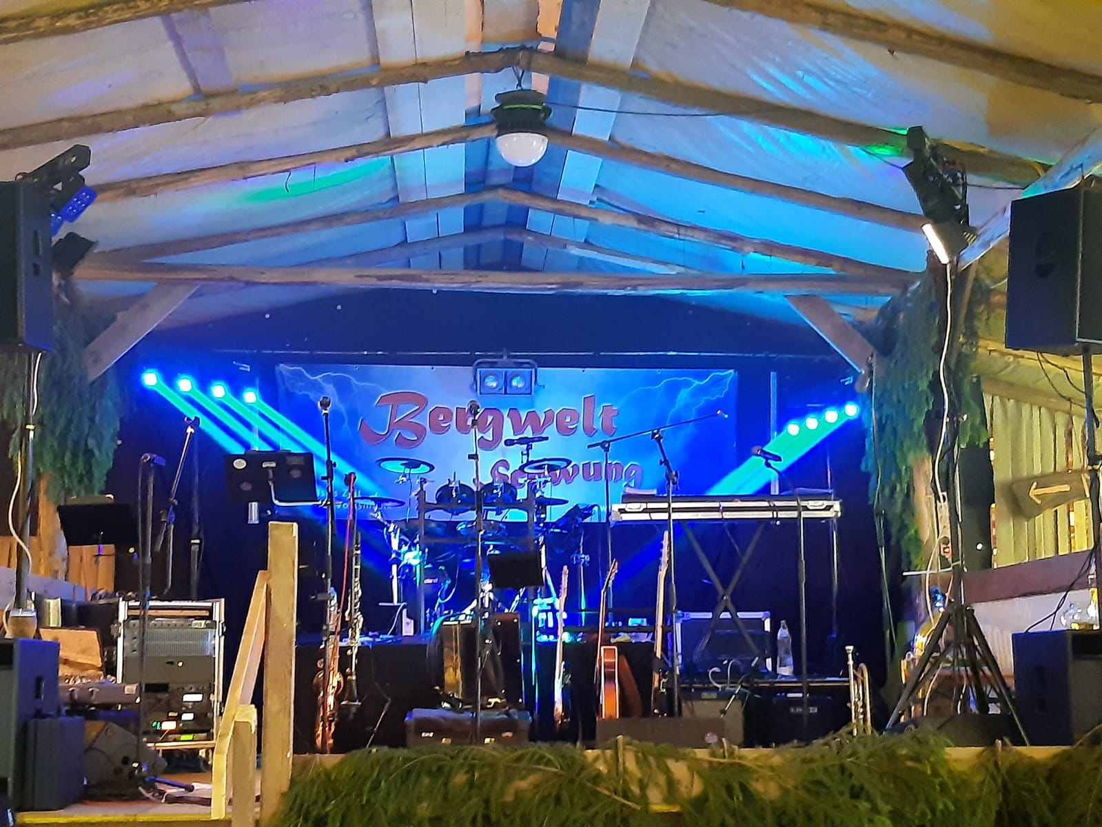 Hochzeitsband: Bergwelt Schwung