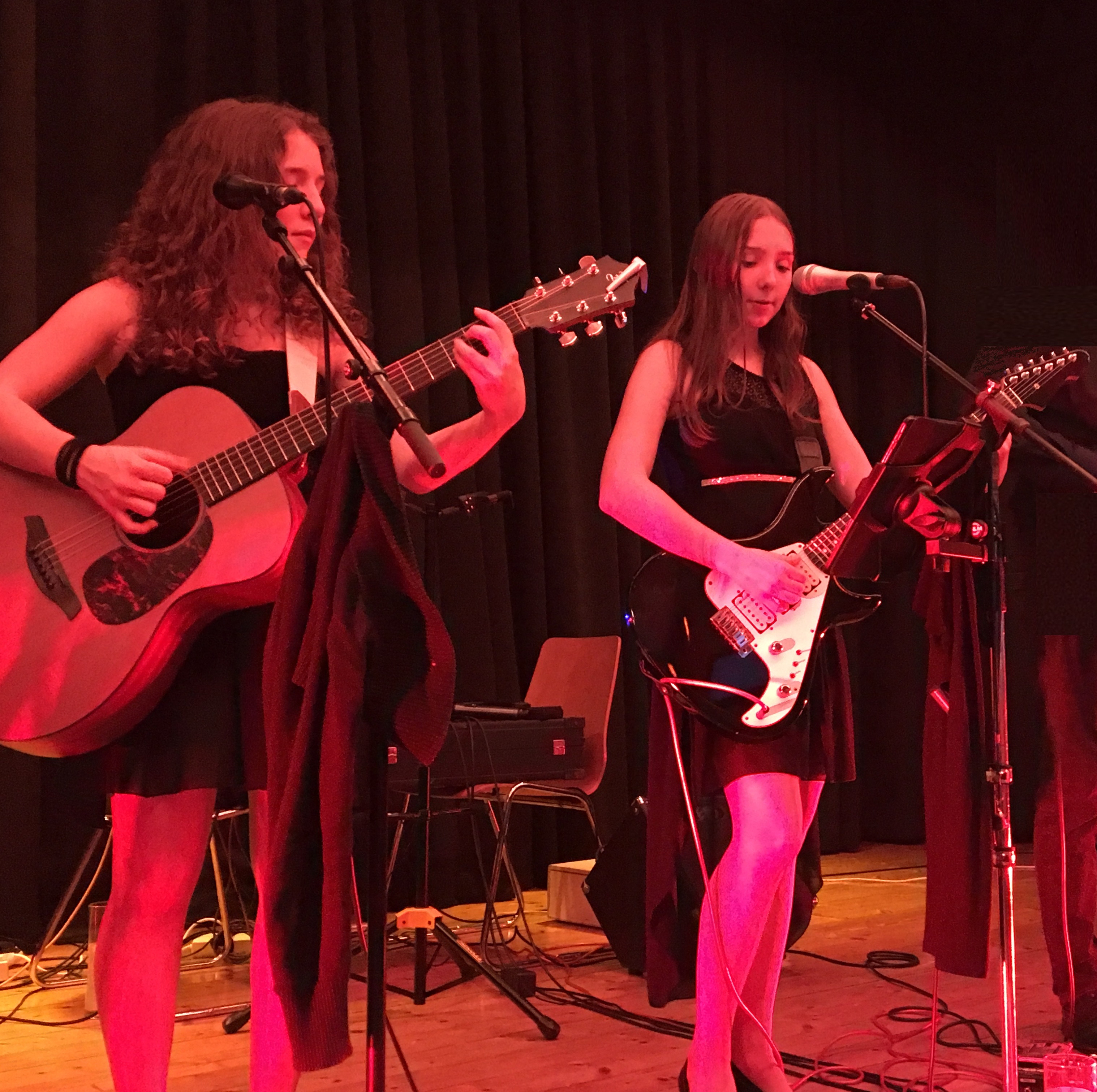 Hochzeitsband: M G M - Mixed Generation Music