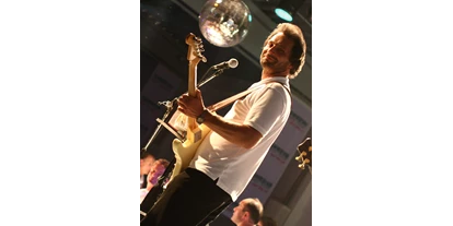 Hochzeitsmusik - geeignet für: Hintergrundmusik - Mühlviertel - M G M - Mixed Generation Music