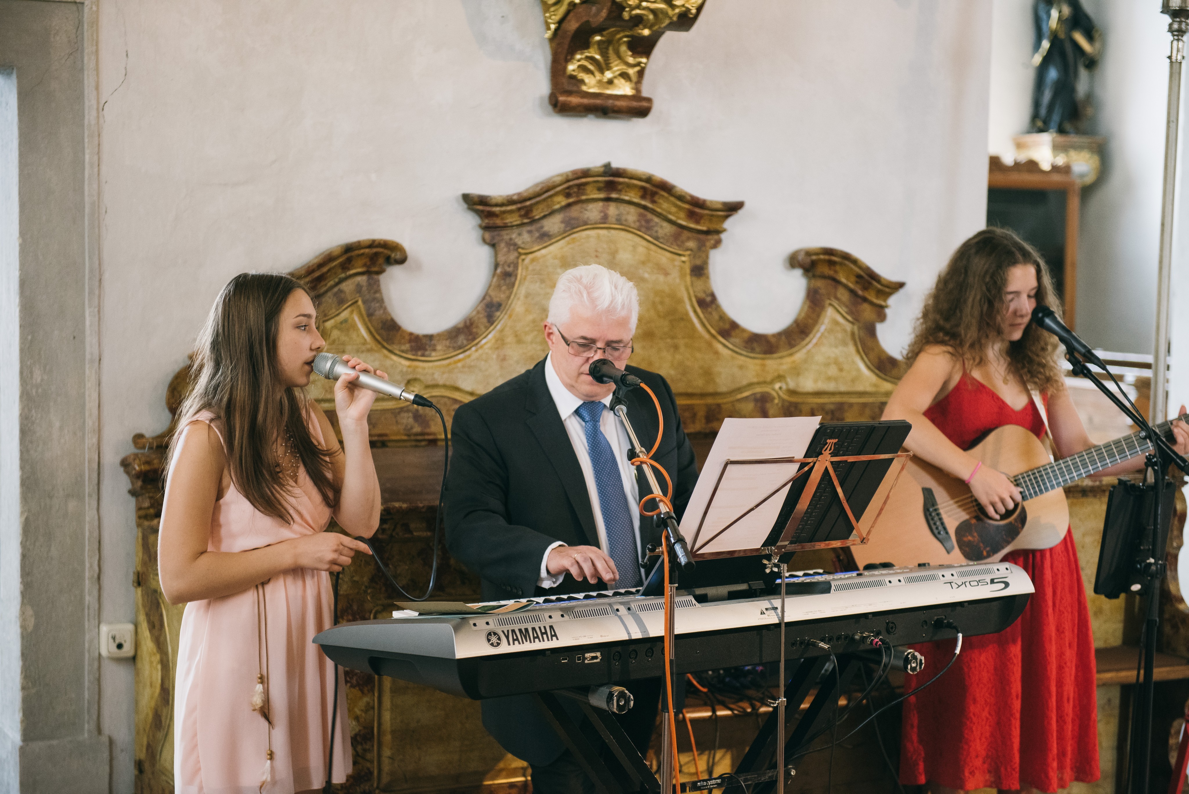 Hochzeitsband: M G M - Mixed Generation Music