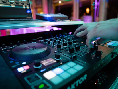 Hochzeitsmusik - Niederösterreich - DJ Equipment von Hochzeits DJ Günther Schmidt - DJ Günther Schmidt