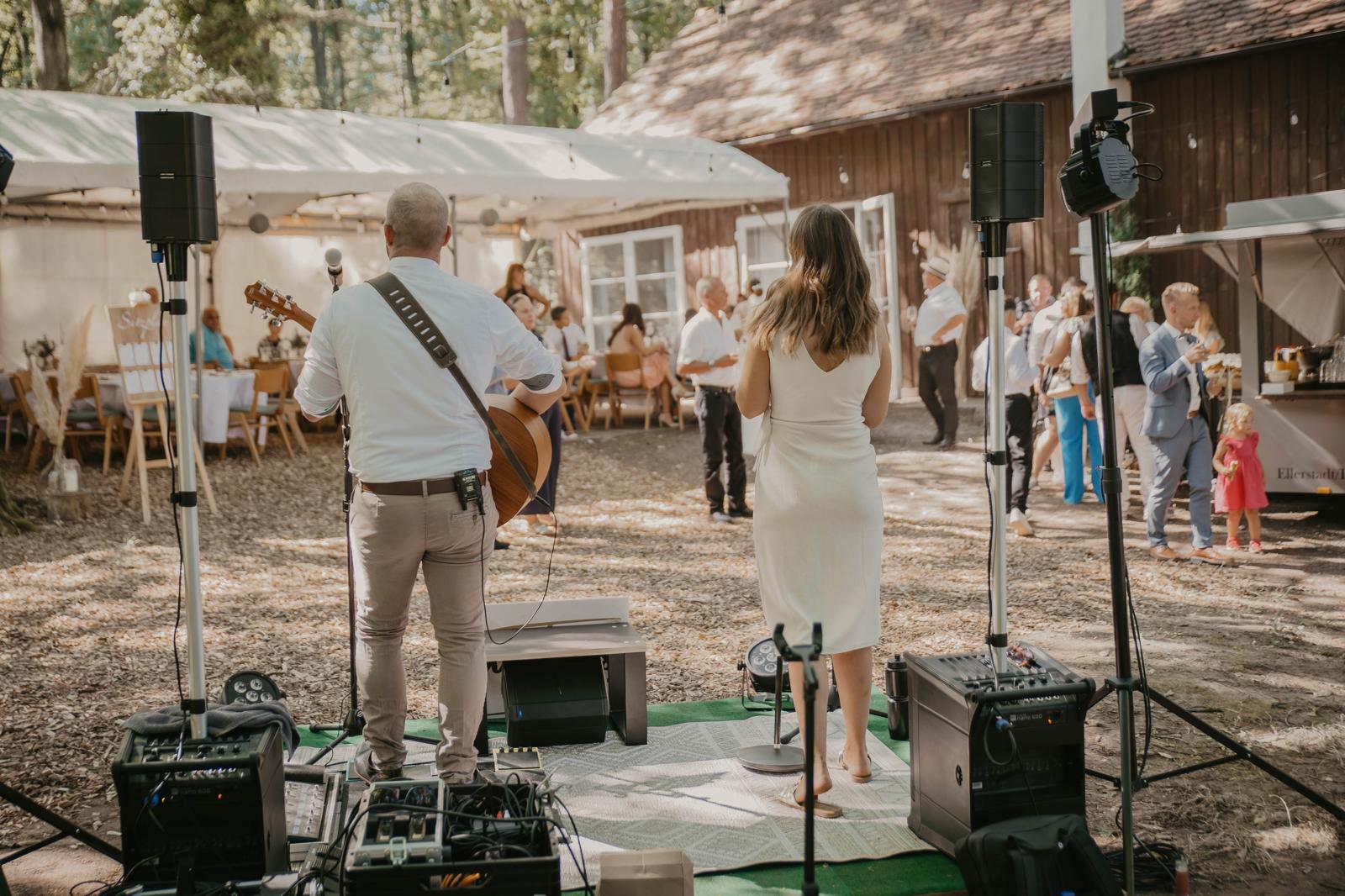 Hochzeitsmusik - Liederwunsch aus Mappe - Ketsch - maTones live Sektempfang - maTones