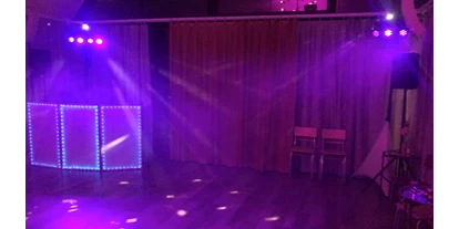 Hochzeitsmusik - Musikrichtungen: Independent - Wien - Lilly's Ballroom - Weddingmusic Hochzeits-Dj