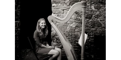 Hochzeitsmusik - Band-Typ: Sonstige - Wien-Stadt - Hochzeit auf der Ruine Dobra - Harfenistin Petra Mallin