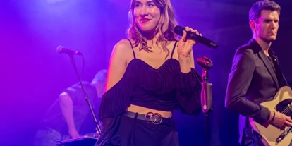 Hochzeitsmusik - Band-Typ: Quartett - Thüringen - Mr JAM, die Liveband für Eure Hochzeit in Thüringen, Hessen und Sachsen. Die Partyband in Erfurt, Leipzig, Kassel und Fulda. - Mr JAM • Hochzeitsband für erstklassiges Live Entertainment