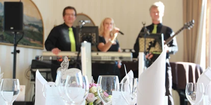 Hochzeitsmusik - Kosten für Agape/Sektempfang (1 Stunde): bis 300 Euro - Großweil - Caipirinha stilvoll im Schloss Montfort Langenargen am Bodensee - Caipirinha Partyband München