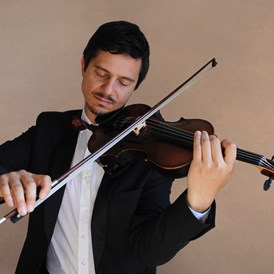Hochzeitsband: violinMoments - Henri Kühnert (Violine | Geige)