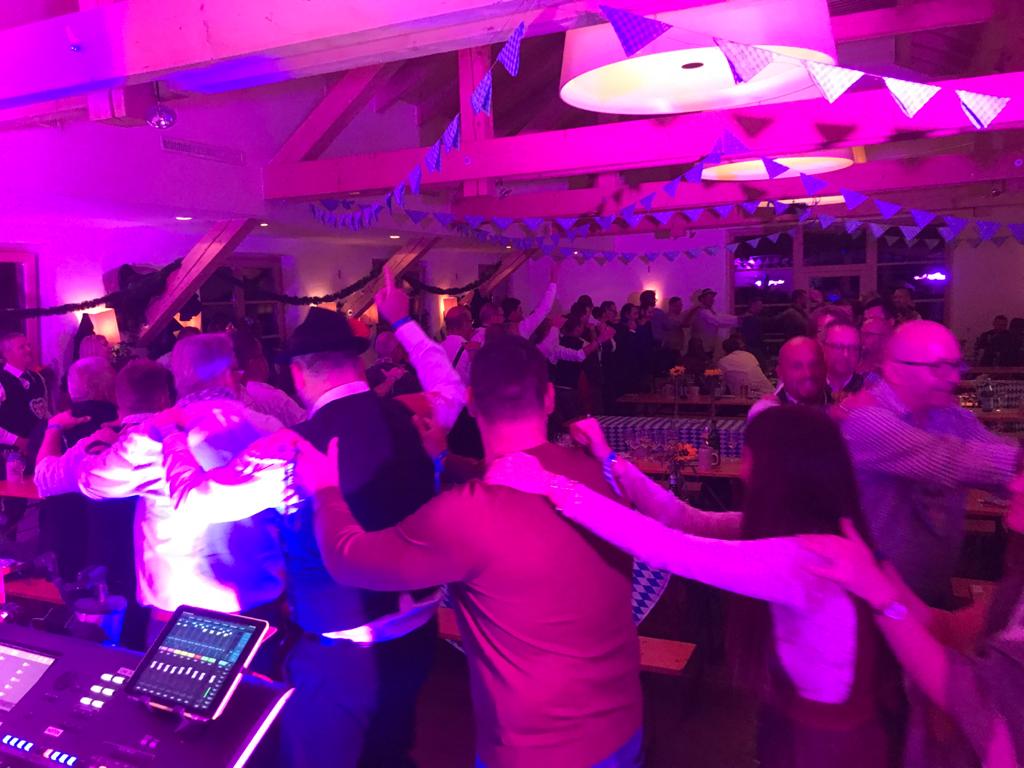 Hochzeitsband: PARTY TIME mit FIRST CHOICE MUSIC - First Choice