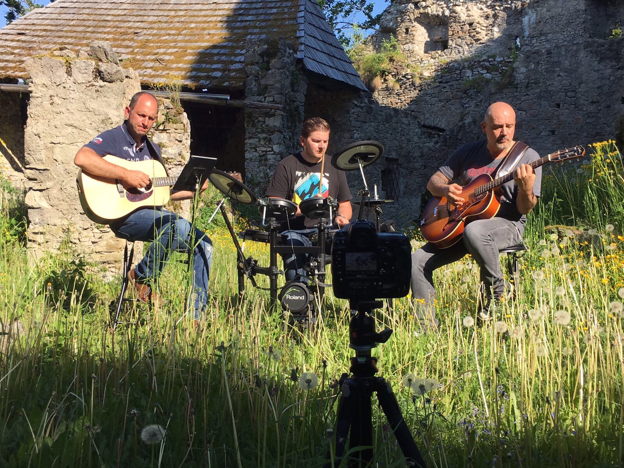 Hochzeitsband: Videodreh "Photograph", Ed Sheeran - plus | minus [+/-]