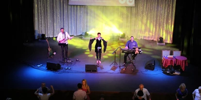 Hochzeitsmusik - Einstudieren von Wunschsongs - Steiermark - ART BAND