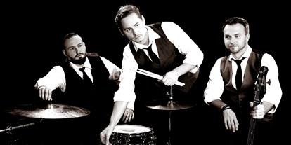 Hochzeitsmusik - Besetzung (mögl. Instrumente): Schlagzeug - Kimmersdorf - Reloadet.com
