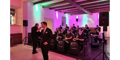 Hochzeitsmusik - PLZ 7011 (Österreich) - Lukas Bekiaris mit Big Band - Lukas Bekiaris