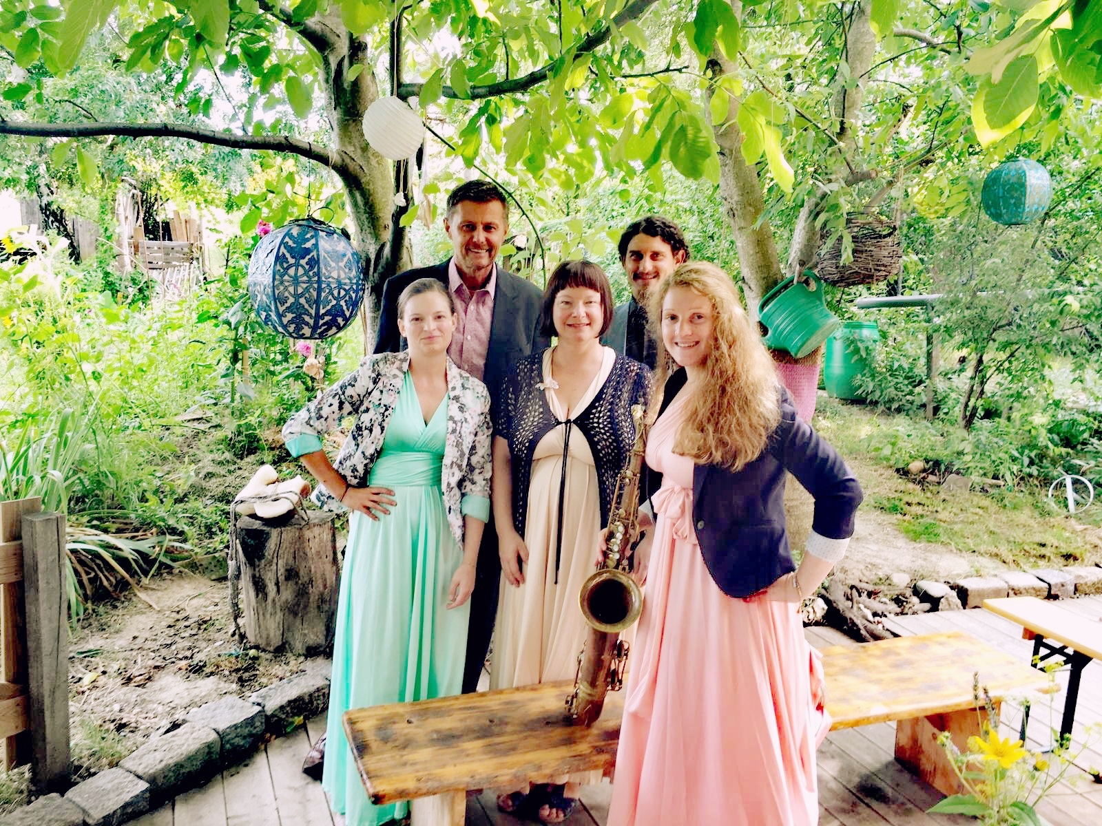 Hochzeitsmusik - Kosten für Abendhochzeit (ca. 5 Stunden): über 2400 Euro - SiGMA jazz & dance
dance.quintet - SiGMA jazz & dance