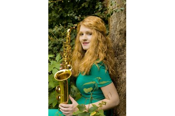 Hochzeitsband: Saxophonistin, Silke Gert - Saxophonistin Silke Gert
